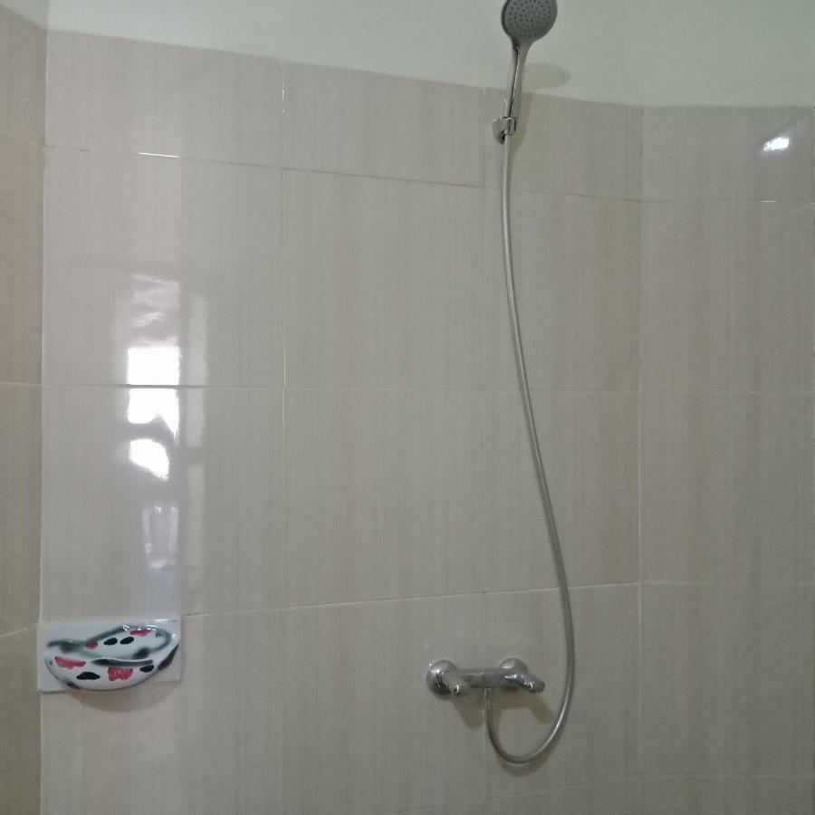 Backpackers Home Amed 외부 사진