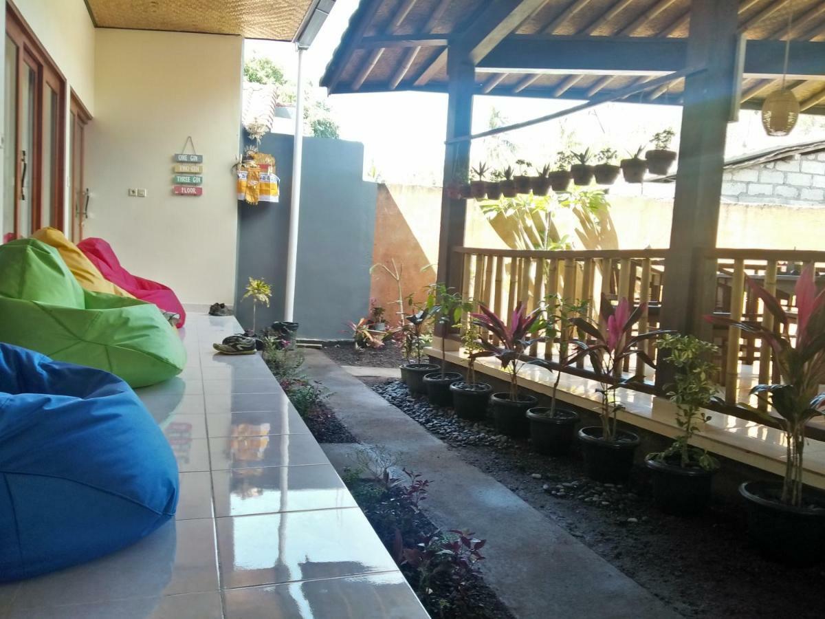 Backpackers Home Amed 외부 사진